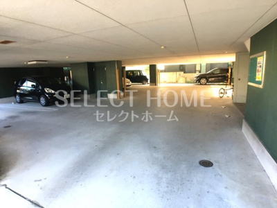 【駐車場】 | ホワイトクラウドⅣ