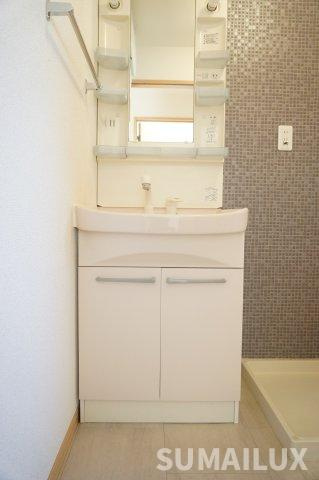 熊本市東区新南部３丁目のアパートの独立洗面台