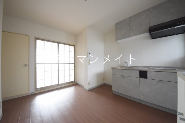 【居間・リビング】 | 戸塚周辺ならアパマンメイトへＬｅｔｓ Ｇｏ ！