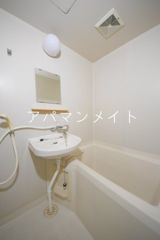 【浴室】 | コンパクトで使いやすいお風呂です