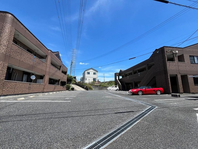 グランベールCの駐車場