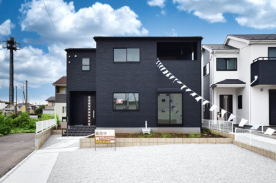【外観】 | 一建設 太田第7岩瀬川町　1号棟 | 並列駐車可能なカースペースです！お客様も遊びに来やすいですね♪