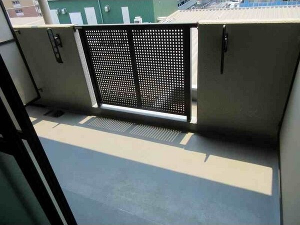 岩井ビル　　刈谷市近郊の賃貸はクラスホーム刈谷店のバルコニー