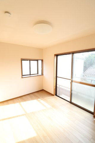 フレンズの洋室|同物件　同間取り別号室の写真です