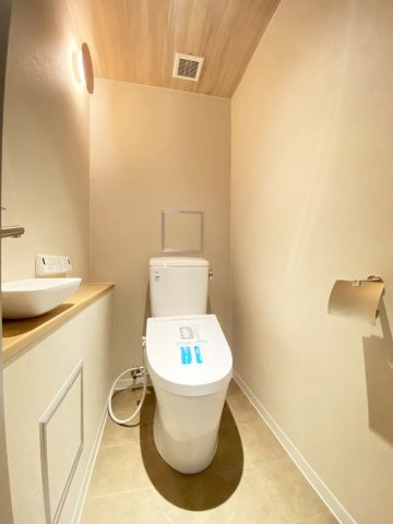 ハイコーポ長岡京B棟　1階のトイレ