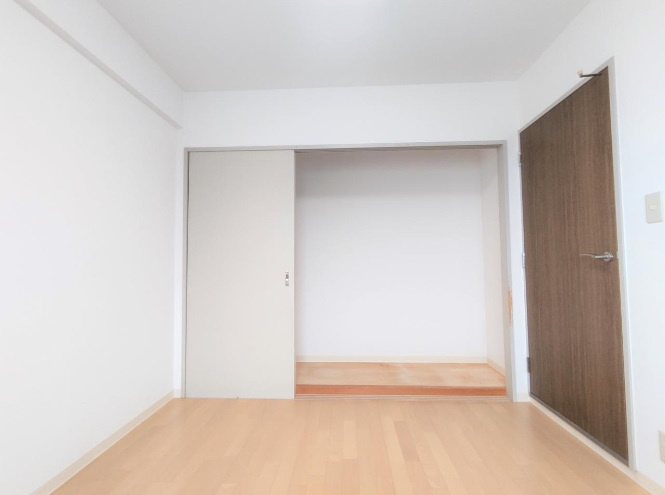 アーネスト針木の収納|洋室