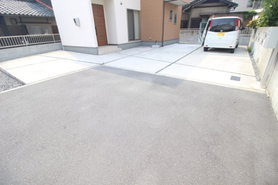 【駐車場】 | 白楽町戸建