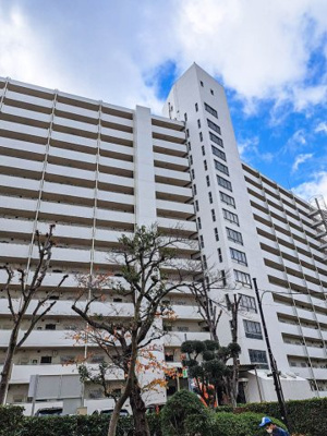 【外観】 | 天保山第5コーポ３号棟 | 小学校や公園等近くファミリー層にもお勧めです