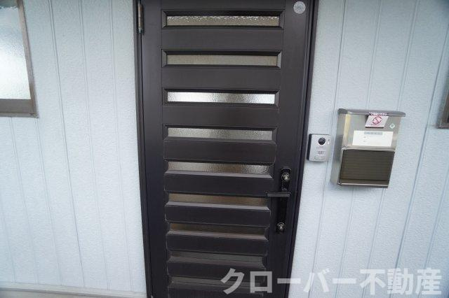 ハイツ・タイチ Ⅱ棟のエントランス