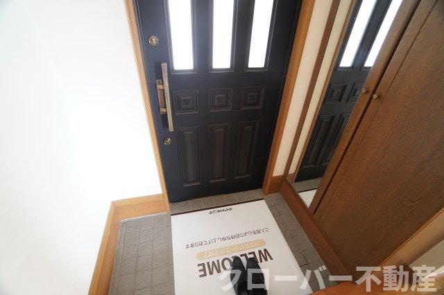 ハイツ・タイチ Ⅰ棟の玄関