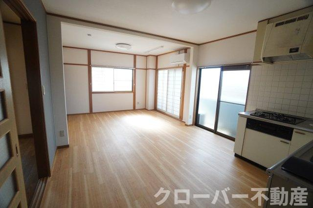 ハイツ・タイチ Ⅰ棟の居間・リビング