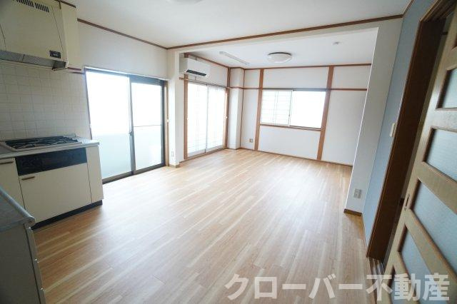 ハイツ・タイチ Ⅰ棟の居間・リビング