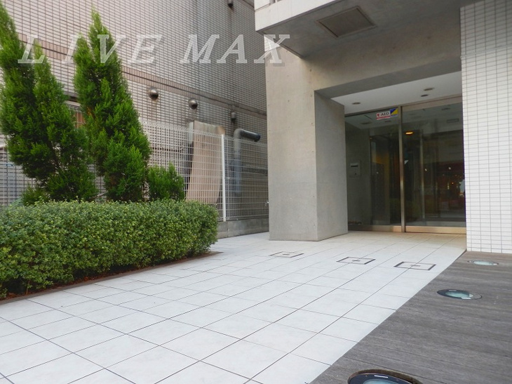 【エントランス】アルテシモ・リンク・ディセラ 