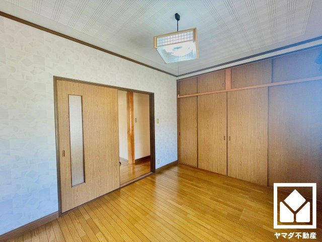 宇治市宇治米阪の洋室