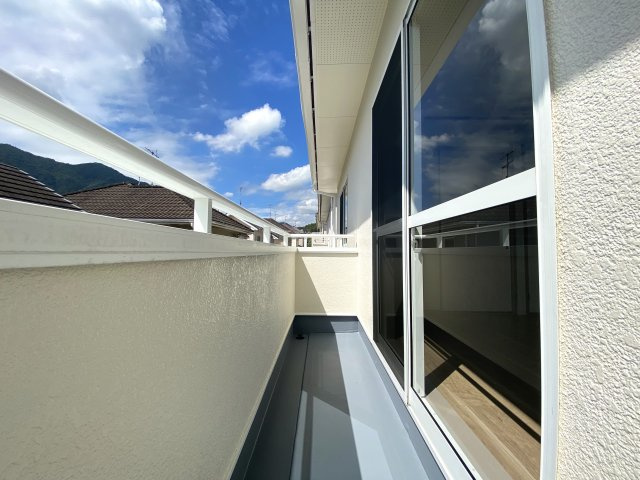 マ・メゾン　廿日市市四季が丘八丁目　№99のバルコニー