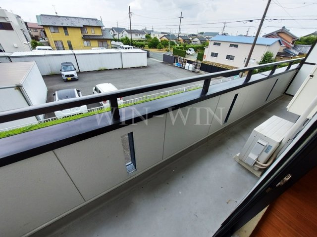 アペックス B棟のバルコニー|イメージ（同建物内別部屋の写真です）