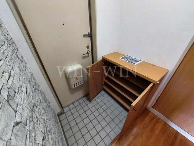 アペックス B棟の玄関|イメージ（同建物内別部屋の写真です）