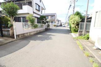 【前面道路含む現地写真】