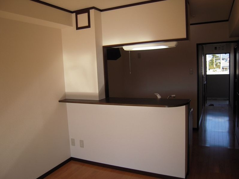 ドルチェカーサのキッチン|コンパクトなキッチンで掃除もラクラク