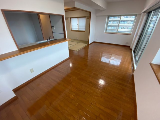 ファミール藤ヶ丘5番館のダイニング|使い勝手を考えた開放感のあるダイニング