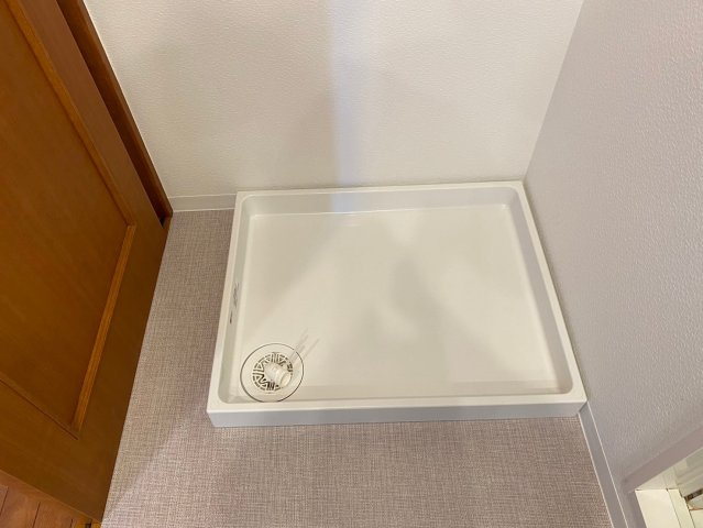 ファミール藤ヶ丘5番館のランドリースペース|防水パン付き洗濯機置場