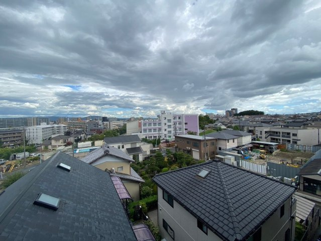 ファミール藤ヶ丘5番館の展望|5階部分につき、陽当たり眺望良好♪