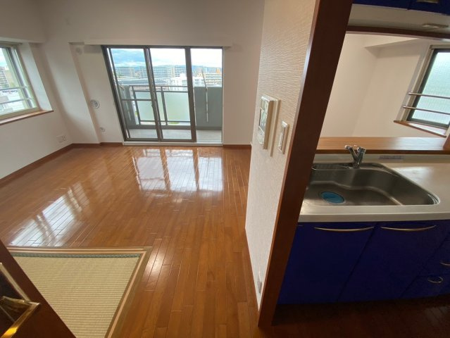 ファミール藤ヶ丘5番館のダイニング|広々ダイニングで家族団らんのひと時を・・・