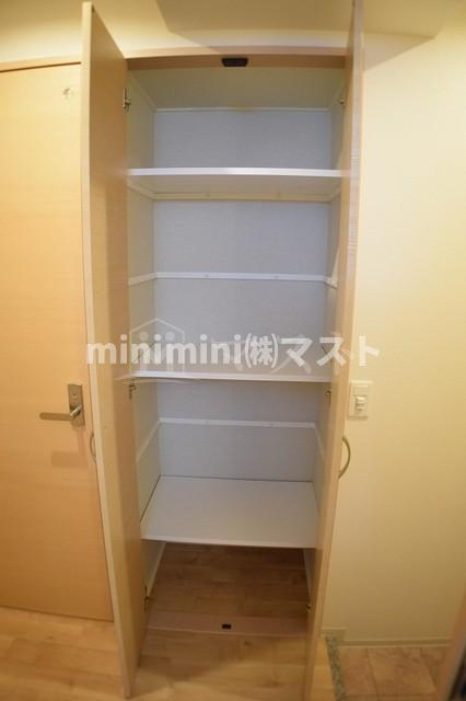 コージー千島の収納|沢山収納出来る物入れです。