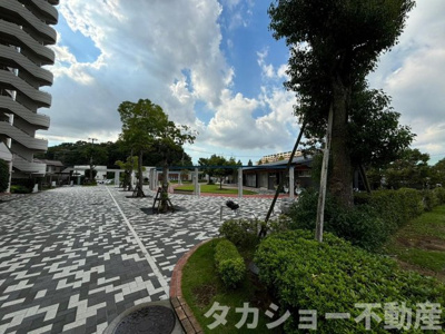 【外観】 | プラザ学園前　1号棟 | 落ち着いた雰囲気の外観です