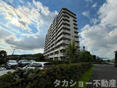 【外観】 | プラザ学園前　1号棟 | 外観もきれいです
