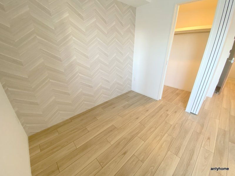 セレニテ難波ミラク弐番館　仲介手数料無料の寝室
