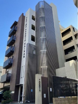 【外観】 | サンレンハイム | 鉄筋コンクリート造のがっちりとした建物。