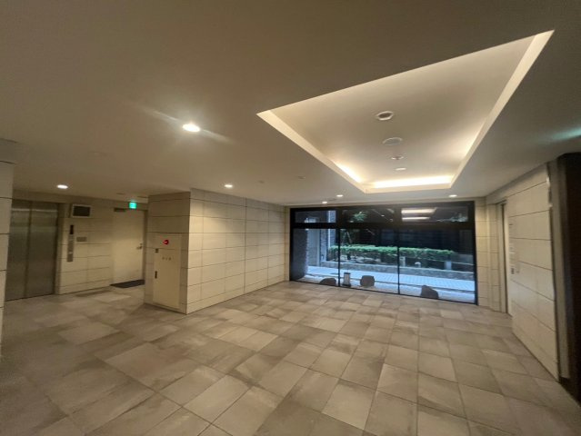 ◆３沿線利用可◆ペット飼育可(規約有)◆11階建最上階＆角住戸の２ＬＤＫ◆イーグルコート京都御池創苑のエントランス|エントランス