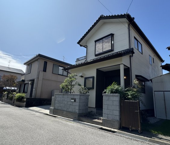 南国市篠原の外観|東側道路側から撮影。