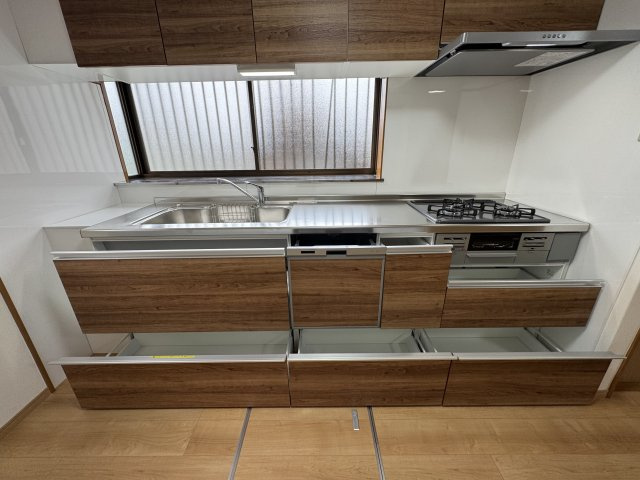 吾川郡いの町のキッチン|食洗機付きのシステムキッチンに新品交換しています。