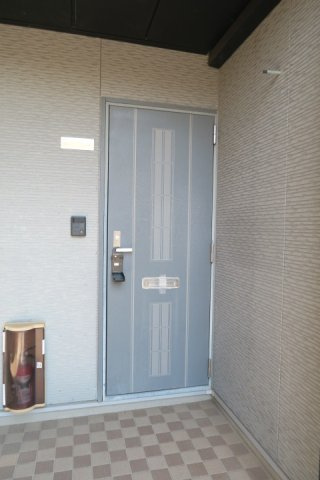 コーポさくらの玄関