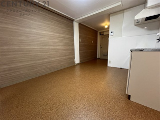 高倉マンションの居間