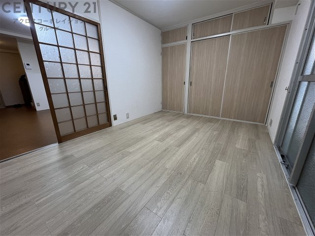 高倉マンションの寝室