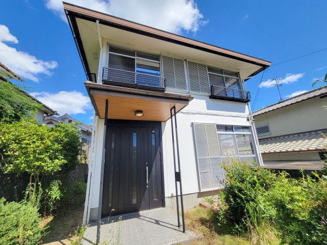 生駒市萩原町中古戸建の外観