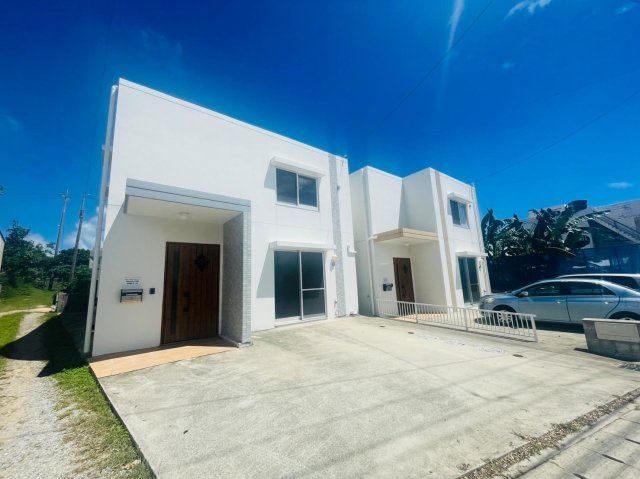 PROUDIA TOWN KONBUⅡ　A号棟の外観