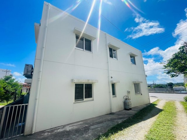 PROUDIA TOWN KONBUⅡ　A号棟の外観