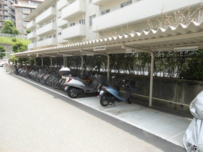 【その他共用部分】 | 千里山田コーポラスC棟 | 駐輪場