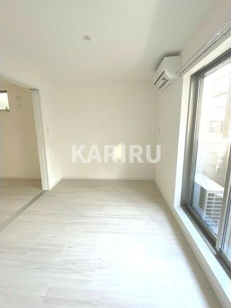 アート北巽の洋室