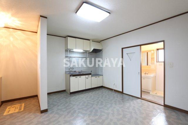 アメニティライフ１棟の居間・リビング