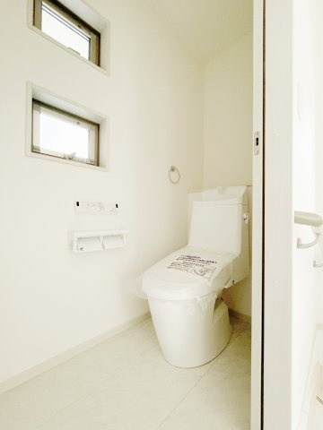 新築戸建　白河市追廻　イロドリライト　全3棟のトイレ