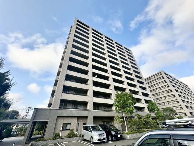サーパス幸町二番館の外観