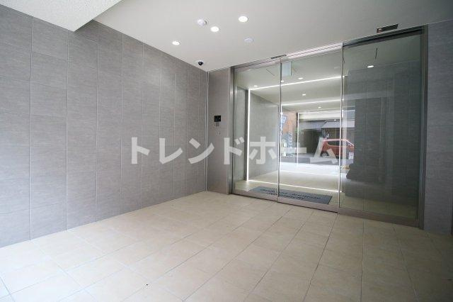 ブリリアントジュネス本町のエントランス|選べる家電プランあり！！