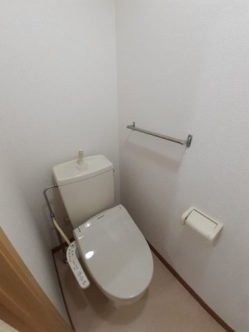 フォンテーヌＢのトイレ|コンパクトで使いやすいトイレです