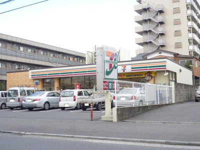 セブンイレブン大和深見店まで200ｍ
