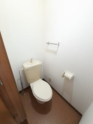 ニュークレストール舞のトイレ|清潔感のあるトイレです☆